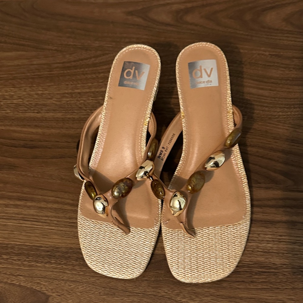 DV by Dolce Vita Women's Brown Sandals with Beaded Accents